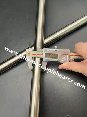 Riscaldatori a cartuccia di grande diametro da 25 mm con flange di montaggio a pin solidi