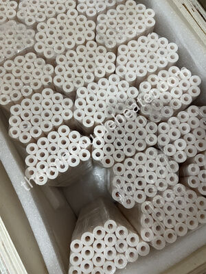 Isolatori ceramici in allumina Alsint C799 ad alta temperatura 99,7% per forni